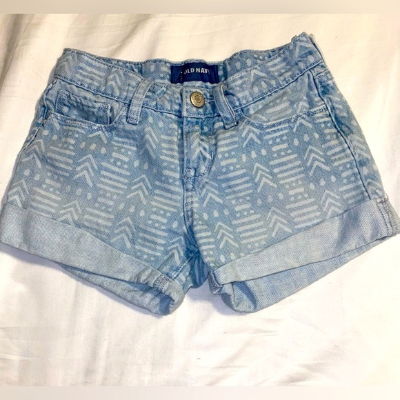 Old Navy Girl’s Aztec Print Denim Shorts Size 8 - Picture 1 of 8